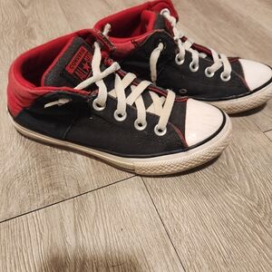 Converse All Star Sneakers Black and Red Boys 1.5